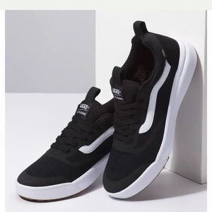 Vans womens ultrarange rapid sneakers